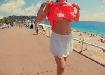 Underboobs a nice
